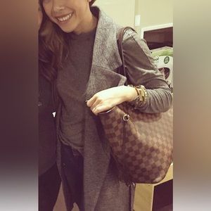 Zara Grey Long Sleeveless Coat in Small